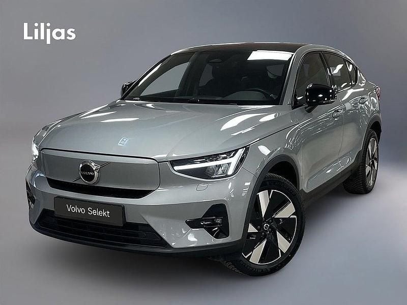 Grå Begagnad 2023 Volvo EC40 Plus SUV | 379 000 kr (Marknadspris) - Bild 1/3
