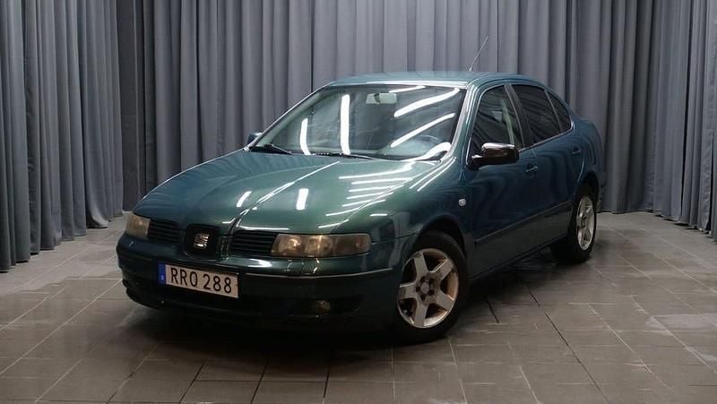 Grön Begagnad 2000 Seat Toledo Sedan | 24 900 kr - Bild 1/4