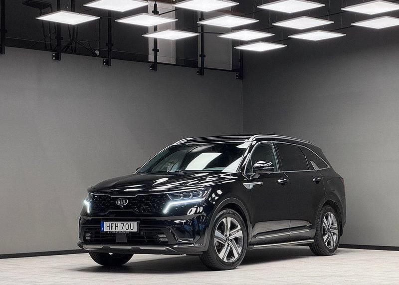 Svart Begagnad 2021 Kia Sorento 3 SUV | 389 900 kr (Marknadspris) - Bild 1/3