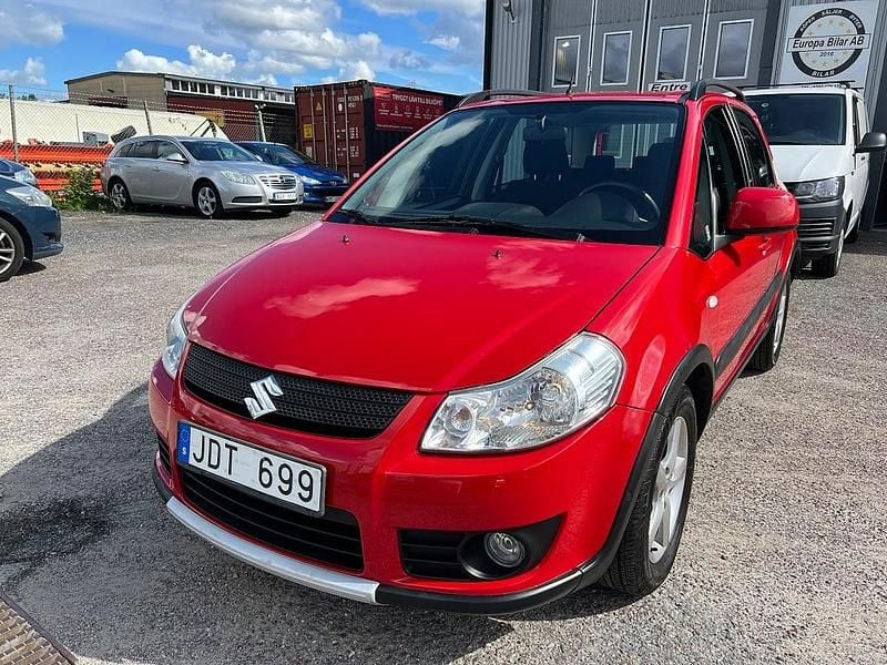 Röd Begagnad 2008 Suzuki SX4 Halvkombi | 44 899 kr (Bra pris) - Bild 1/4