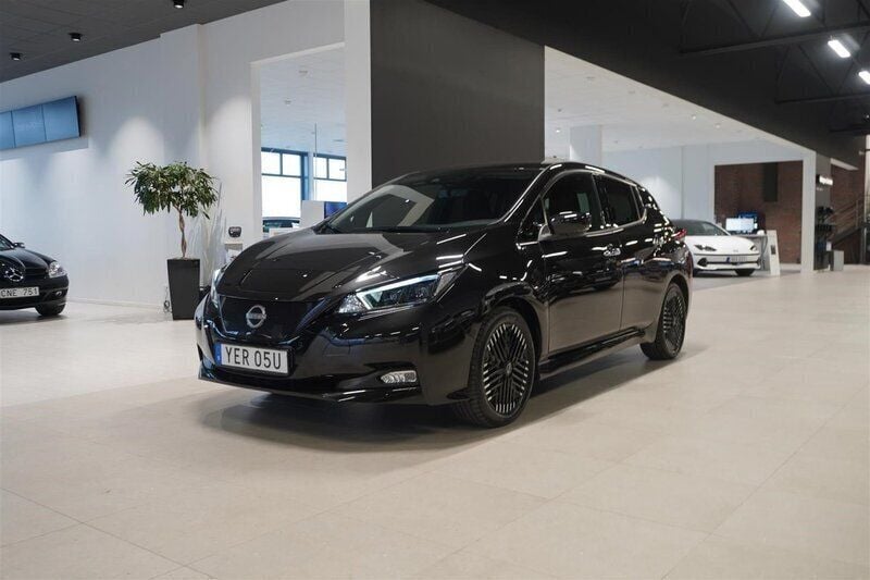 Okänd Begagnad 2023 Nissan Leaf N-Connecta Halvkombi | 214 800 kr (Marknadspris) - Bild 1/4