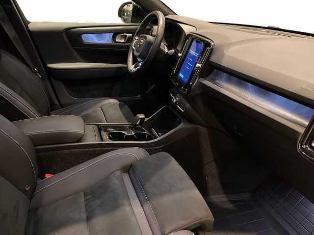 Begagnad Volvo C40 303 kW (413 HK) 2022 Grön SUV