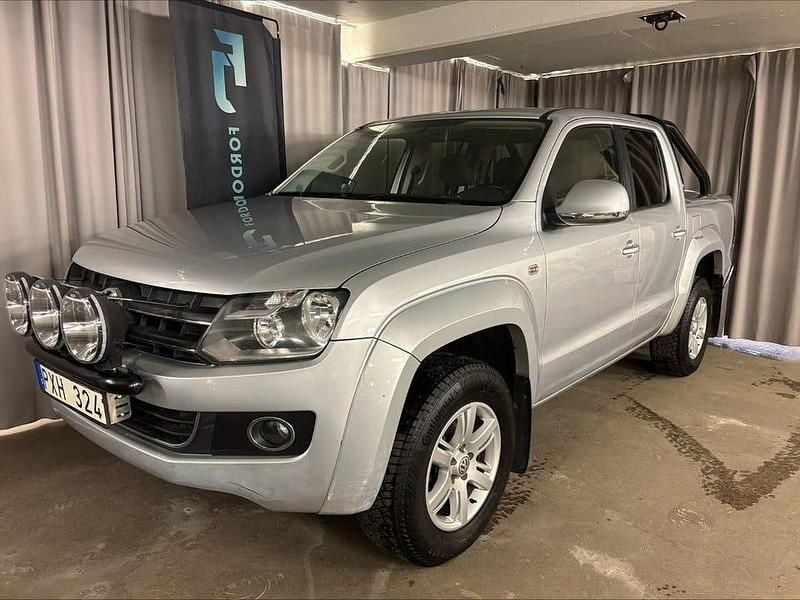 Begagnad VW Amarok Highline 163 HK (119 kW) 2012 Silver Pickup