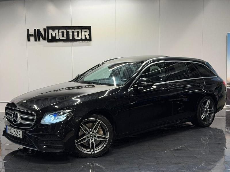 Svart Begagnad 2018 Mercedes E220 AMG Kombi | 269 900 kr (Lite dyr) - Bild 1/4
