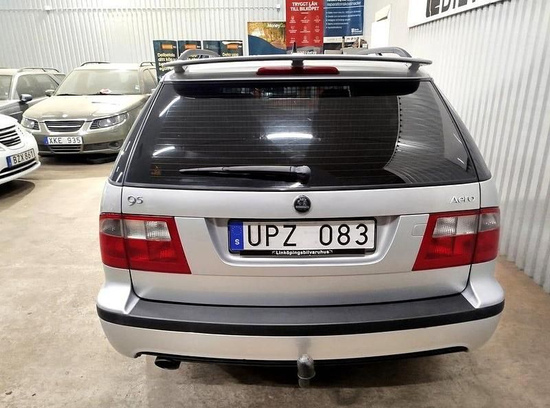 Begagnad Saab 9-5 Aero 250 HK (183 kW) 2003 Ljusgrå Kombi