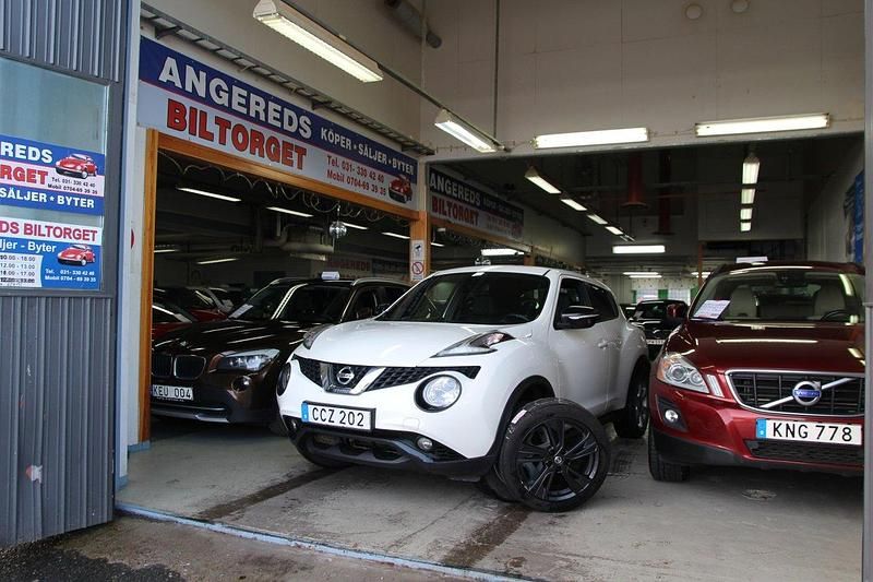 Vit Begagnad 2017 Nissan Juke SUV | 129 999 kr (Marknadspris) - Bild 1/4