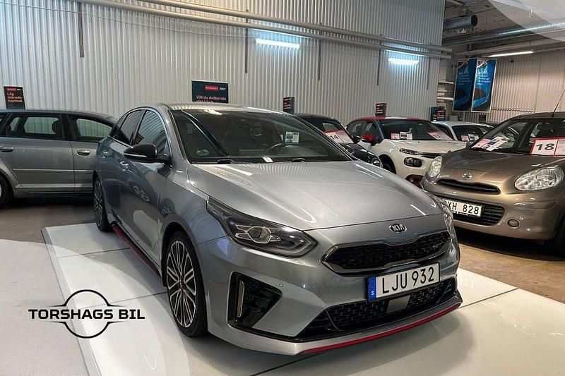 Grå Begagnad 2019 Kia ProCeed GT 2 Halvkombi | 199 900 kr (Bra pris) - Bild 1/3