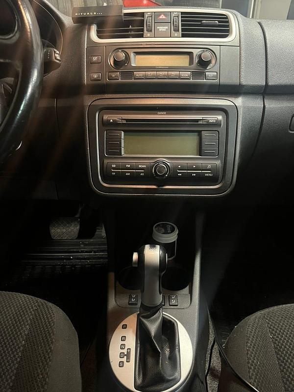 Begagnad Skoda Fabia 105 HK (77 kW) 2010 Kombi