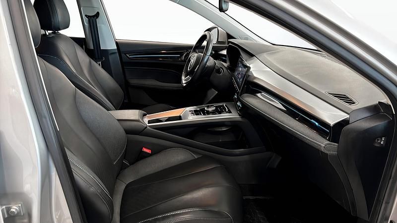 Begagnad MG MG5 EV Long Range 11 kW (15 HK) 2022 Grå Kombi