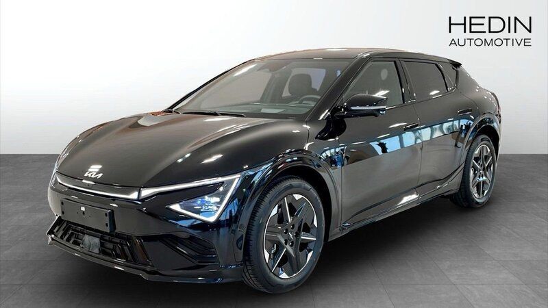 Svart (black) Ny 2025 Kia EV6 3 SUV | 654 286 kr (Marknadspris) - Bild 1/4