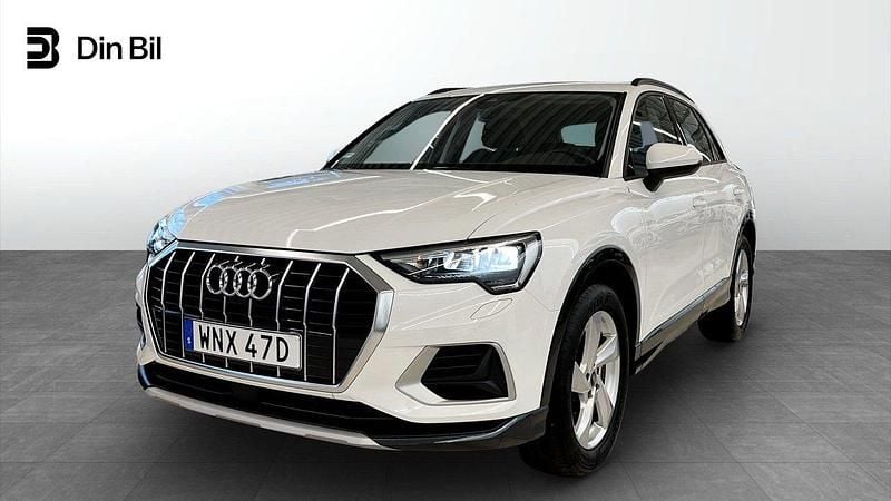 Vit Begagnad 2023 Audi Q3 Advanced Plus SUV | 339 000 kr (Marknadspris) - Bild 1/4