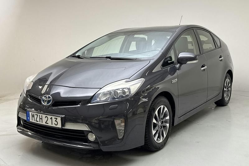 Mörkgrå Begagnad 2012 Toyota Prius | 90 000 kr - Bild 1/4