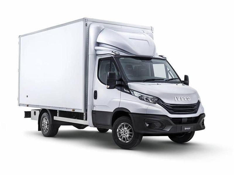 Vit Begagnad 2023 Iveco Daily Van | 780 747 kr - Bild 1/4