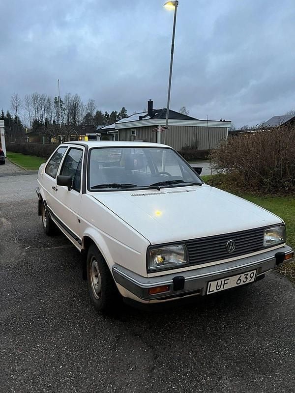 Begagnad 1982 VW Jetta Sedan | 24 900 kr - Bild 1/4