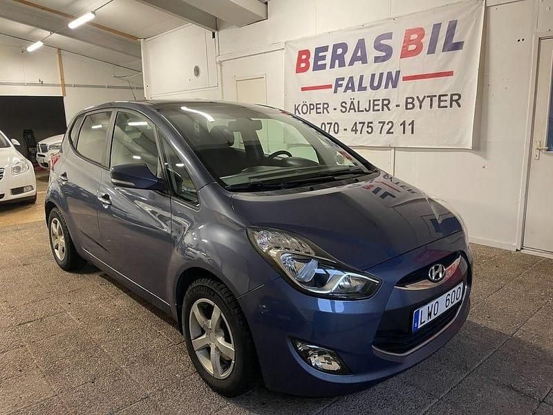 Blå Begagnad 2011 Hyundai ix20 Halvkombi | 79 900 kr (Bra pris) - Bild 1/4