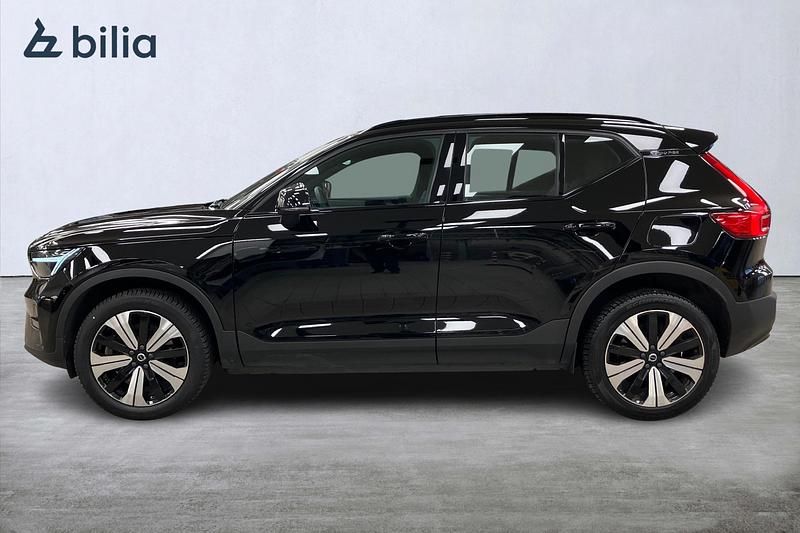 Begagnad Volvo XC40 Single Motor 175 kW (238 HK) 2023 Svart SUV