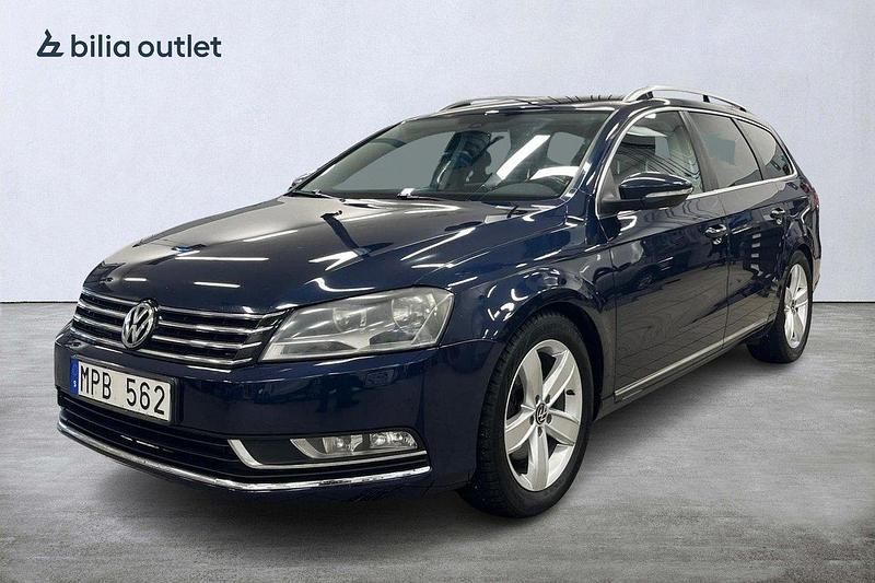 Mörkblå Begagnad 2011 VW Passat GT Kombi | 114 900 kr (Lite dyr) - Bild 1/3
