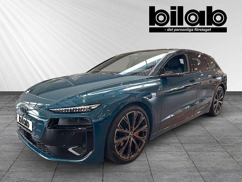 Mörkblå Begagnad 2024 Audi A6 e-tron Edition .1 Kombi | 879 000 kr (Lite dyr) - Bild 1/4