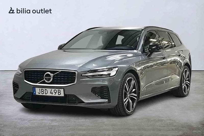 Grå Begagnad 2020 Volvo V60 Kombi | 304 900 kr (Marknadspris) - Bild 1/1