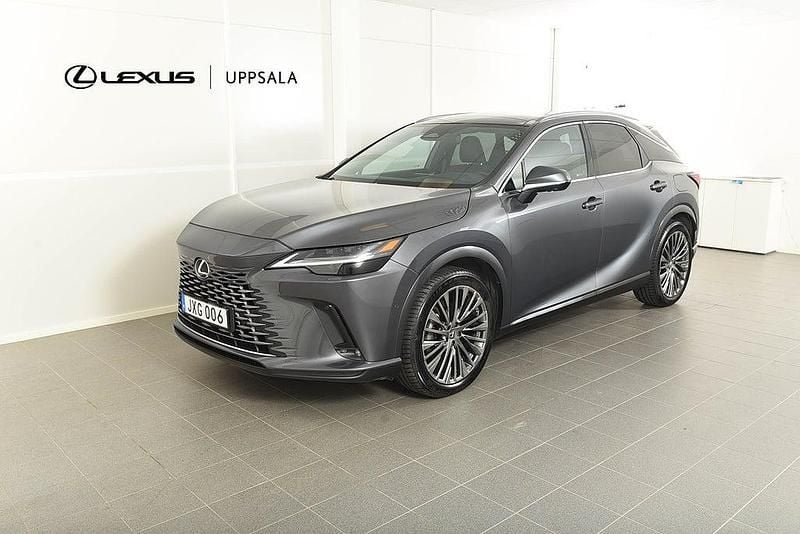 Grå Begagnad 2023 Lexus RX450h+ | 699 900 kr - Bild 1/4
