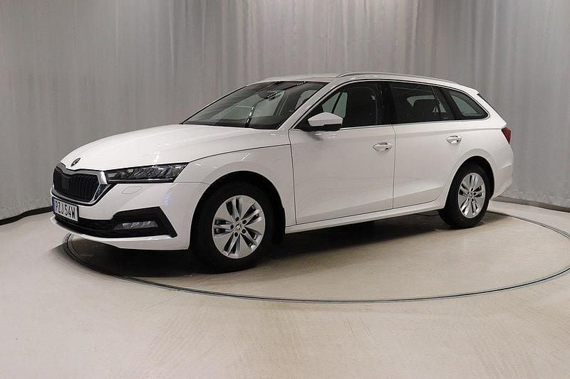 Vit Begagnad 2023 Skoda Octavia G-TEC Kombi | 264 900 kr (Marknadspris) - Bild 1/4