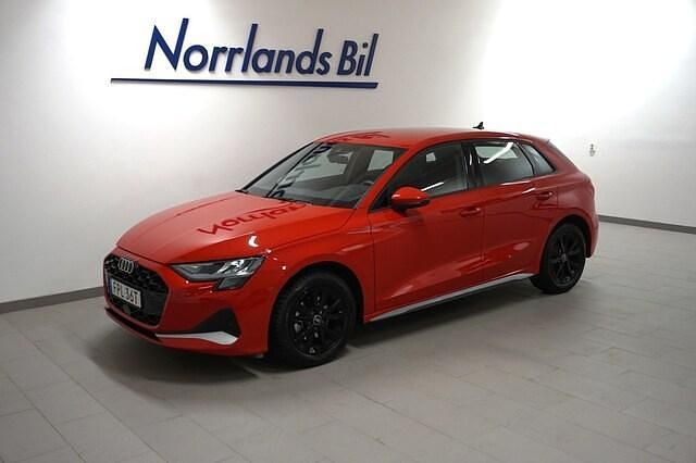 Progressivröd metallic Begagnad 2024 Audi A3 Advanced Plus | 329 900 kr (Dyr) - Bild 1/4