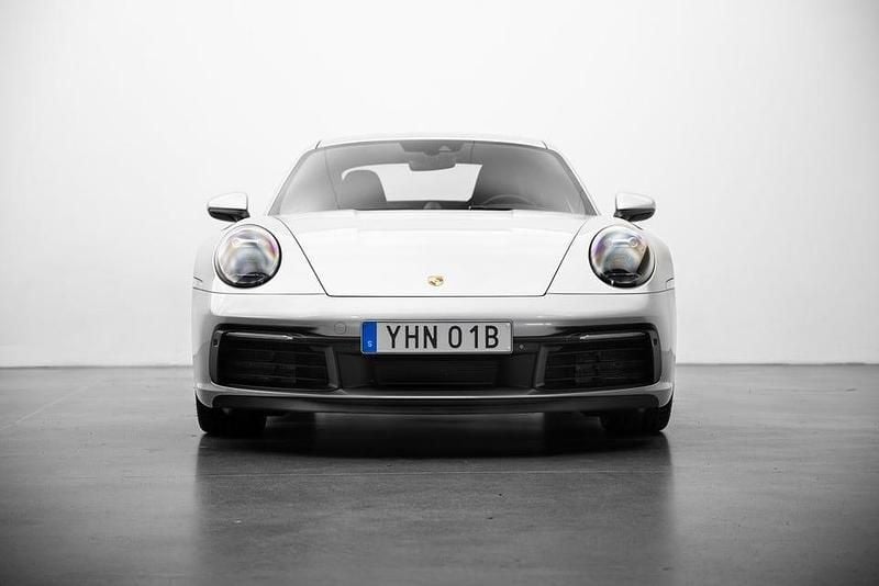 Begagnad Porsche 911 Carrera S 450 HK (330 kW) 2019 Silver