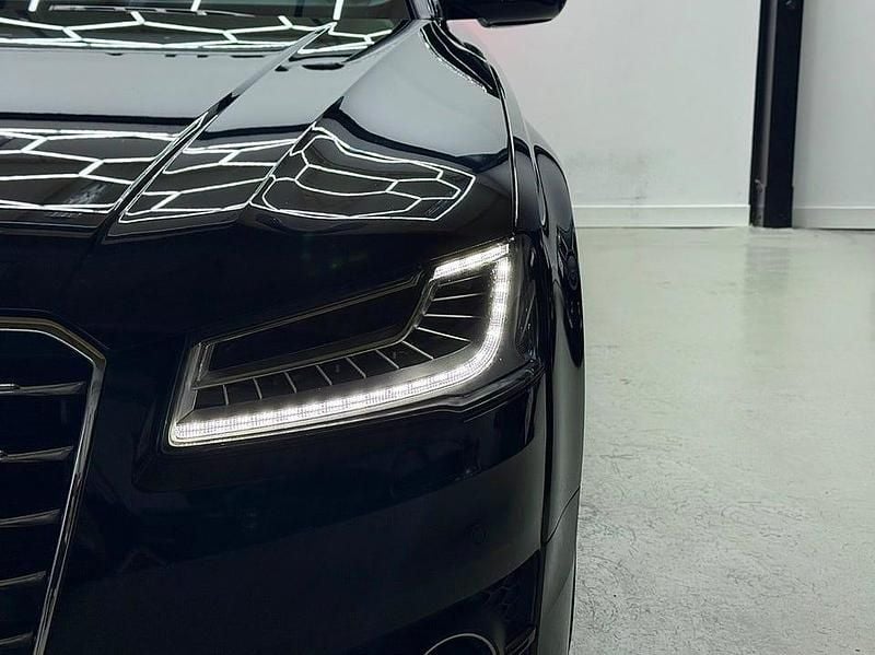 Begagnad Audi A8 Exclusive 262 HK (192 kW) 2017 Svart Sedan