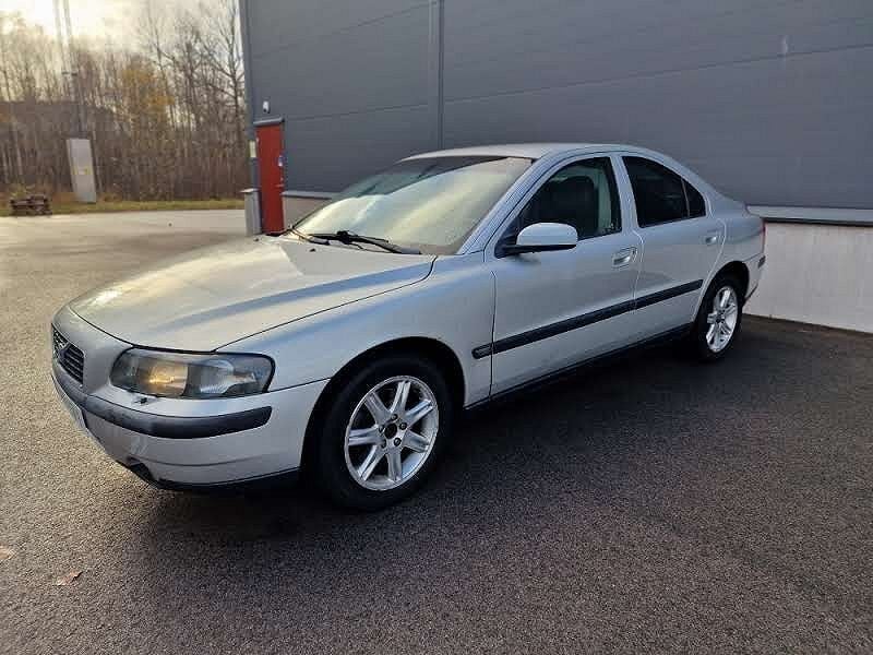 Begagnad Volvo S60 Business Edition 210 HK (154 kW) 2003 Ljusgrå Sedan