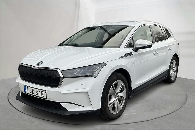 Vit Begagnad 2023 Skoda Enyaq iV SUV | 299 000 kr (Bra pris) - Bild 1/4