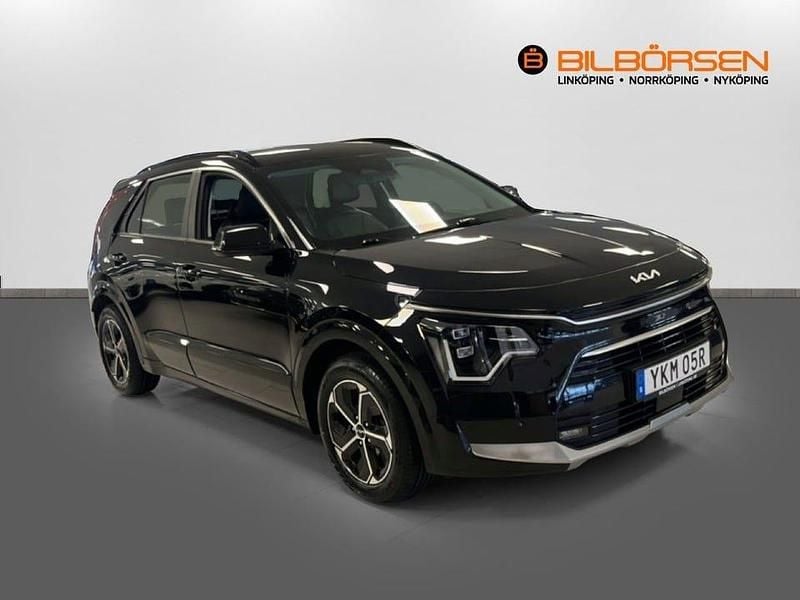 Begagnad Kia Niro 105 HK (77 kW) 2022 Svart SUV