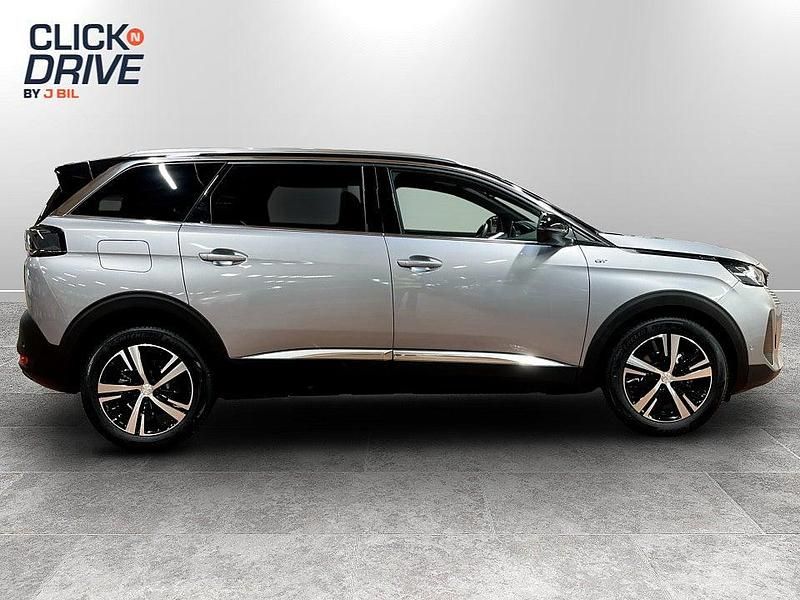 Begagnad Peugeot 5008 GTi 131 HK (96 kW) 2024 Grå Minibuss