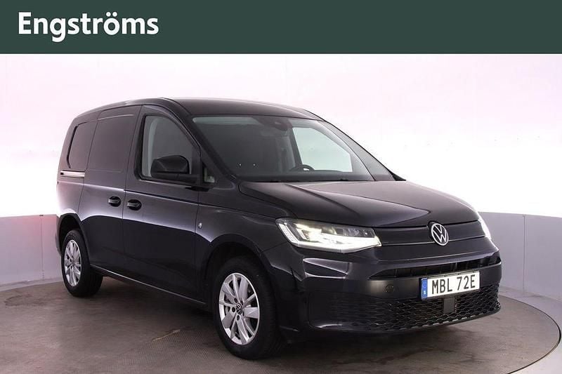 Svart Begagnad 2021 VW Caddy Minibuss | 219 000 kr (Bra pris) - Bild 1/4
