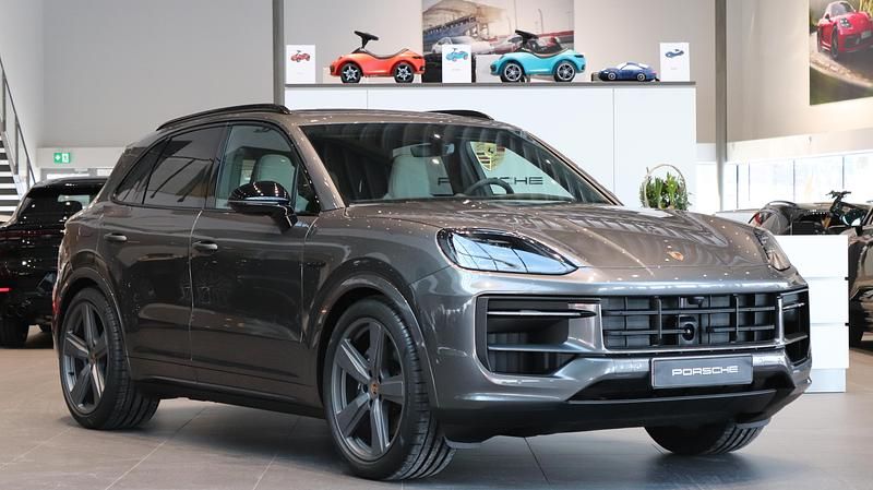 Ny Porsche Cayenne 2026 Grå SUV