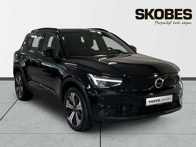 Begagnad 2023 Volvo XC40 SUV | 359 400 kr - Bild 1/3