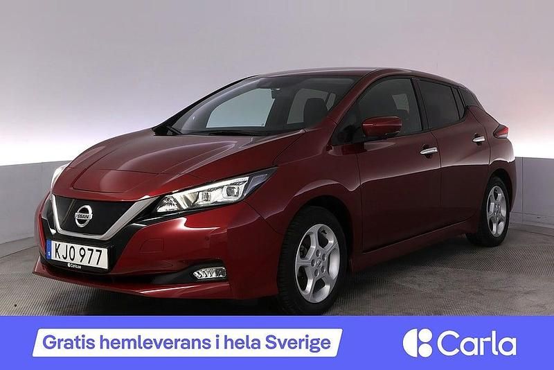 Röd Begagnad 2021 Nissan Leaf 360º Halvkombi | 190 990 kr (Lite dyr) - Bild 1/4