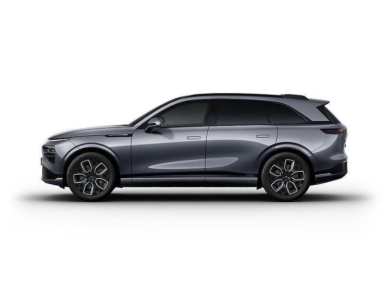 Ny 2025 XPENG G9 RWD Standard Range SUV | 719 900 kr (Marknadspris) - Bild 1/4