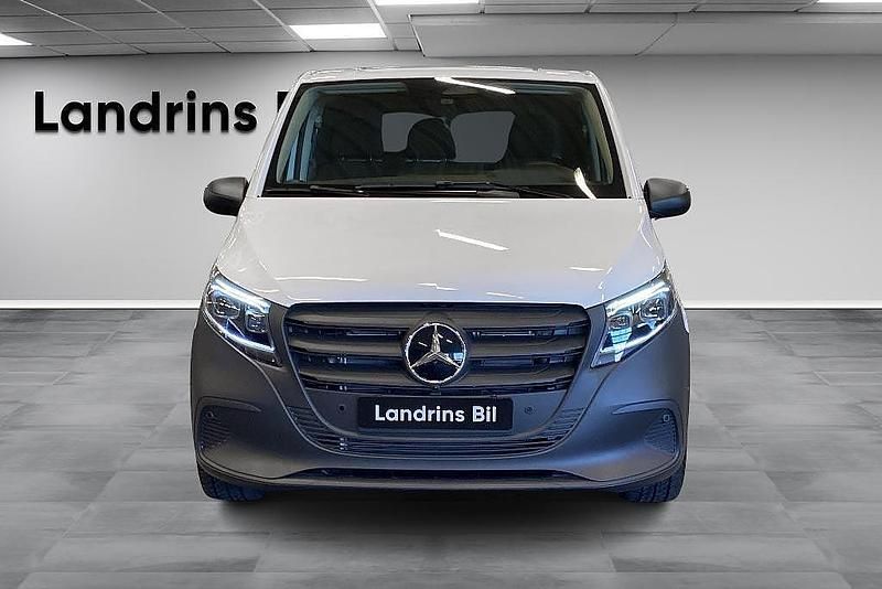 Ny Mercedes Vito 163 HK (119 kW) 2025 Vit Van