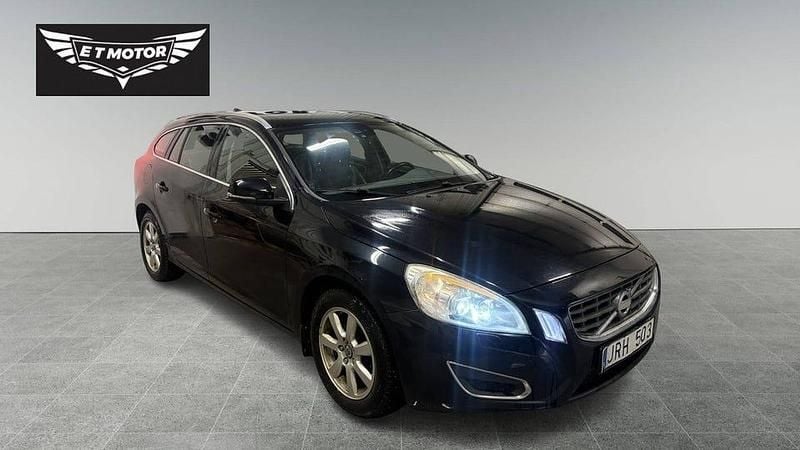 Svart Begagnad 2011 Volvo V60 Summum Kombi | 39 900 kr (Bra pris) - Bild 1/4