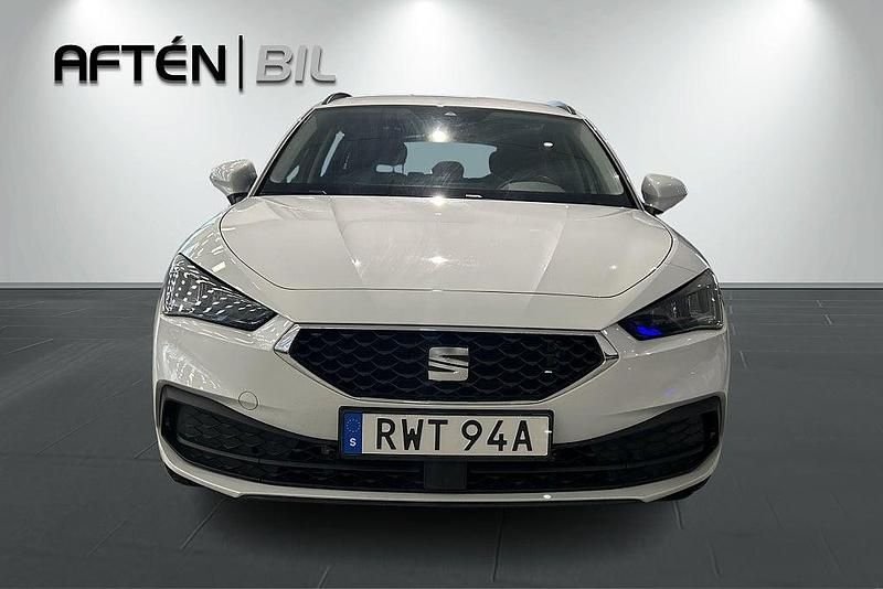 Begagnad Seat Leon 112 HK (82 kW) 2024 Vit