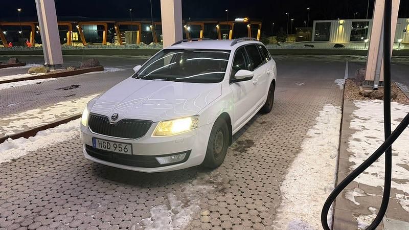 Begagnad Skoda Octavia 115 HK (84 kW) 2017 Kombi