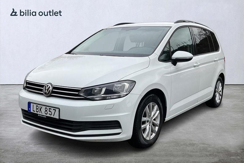 Vit Begagnad 2015 VW Touran Minibuss | 149 900 kr (Marknadspris) - Bild 1/3