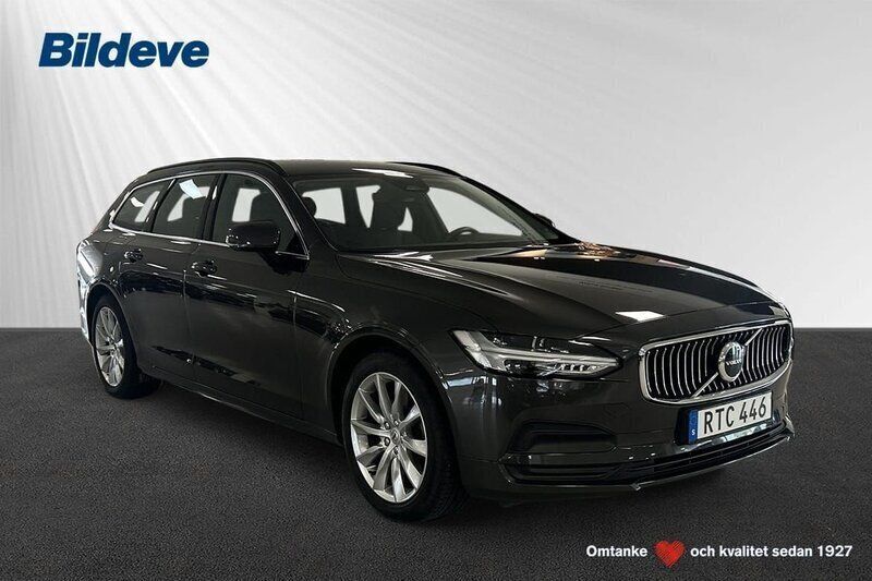 Grå Begagnad 2022 Volvo V90 Momentum Kombi | 359 900 kr (Bra pris) - Bild 1/4