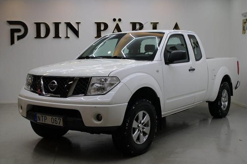 Begagnad Nissan Navara 171 HK (125 kW) 2007 Vit Pickup