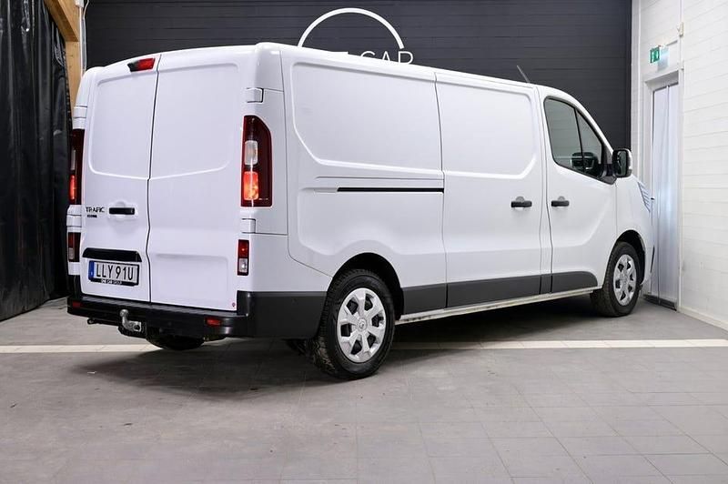 Begagnad Renault Trafic 150 HK (110 kW) 2024 Vit