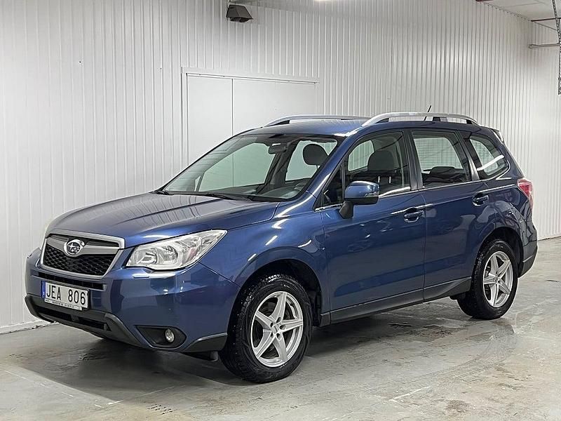 Blå Begagnad 2013 Subaru Forester SUV | 97 900 kr (Bra pris) - Bild 1/4