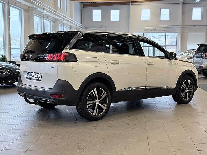 Begagnad Peugeot 5008 GTi 131 HK (96 kW) 2021 Vit SUV