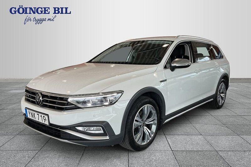 Vit Begagnad 2020 VW Passat Alltrack Kombi | 319 000 kr (Dyr) - Bild 1/3