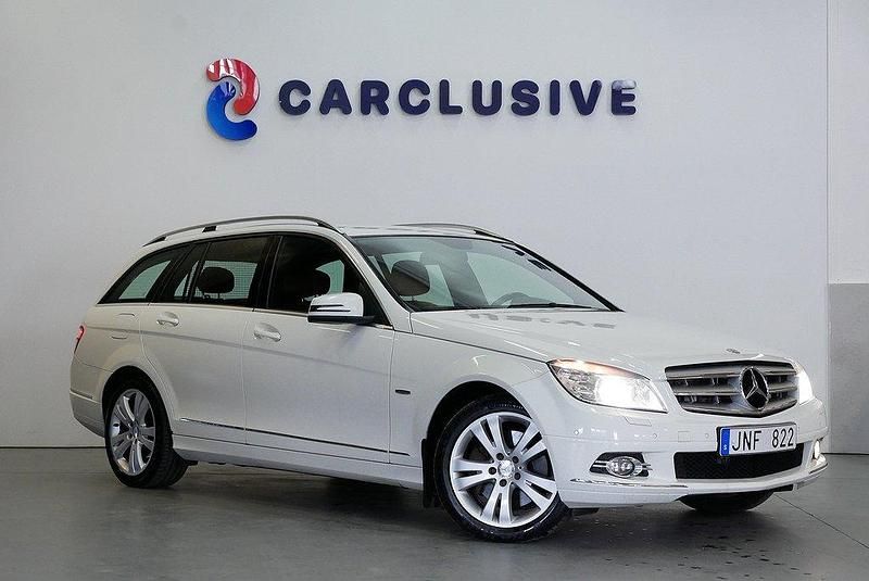 Vit Begagnad 2008 Mercedes C320 Avantgarde Kombi | 69 900 kr (Superpris) - Bild 1/4