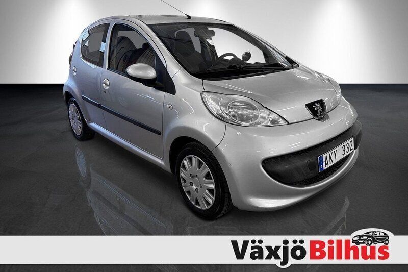 Grå Begagnad 2008 Peugeot 107 Halvkombi | 32 000 kr (Lite dyr) - Bild 1/4